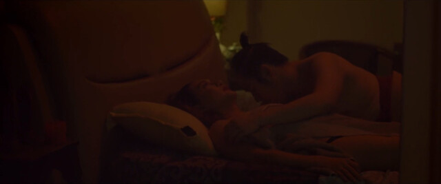 Iyah Mina nude, EJ Jallorina sexy – Mamu And a Mother Too (2018)