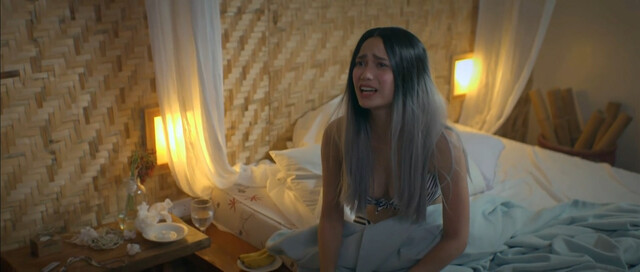 Andi Eigenmann sexy, Arci Munoz sexy, Bela Padilla sexy, Yassi Pressman sexy – Camp Sawi (2016)