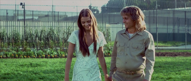Franka Potente sexy, Monet Mazur sexy, Lola Glaudini sexy, Jennifer Gimenez sexy, Jaime King sexy – Blow (2001)