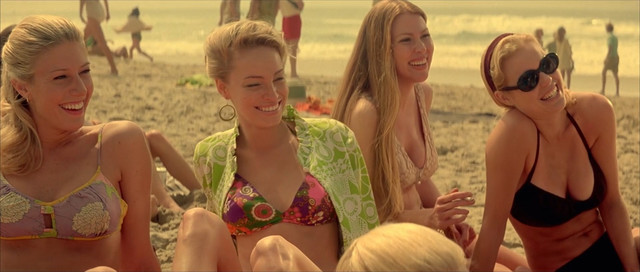 Franka Potente sexy, Monet Mazur sexy, Lola Glaudini sexy, Jennifer Gimenez sexy, Jaime King sexy – Blow (2001)