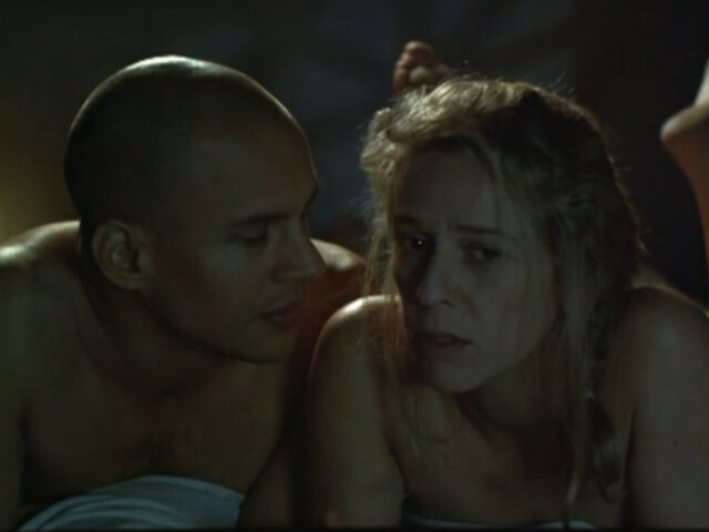 Dafna Rechter nude, Assi Levy nude – Urban Feel - Kesher Ir (1999)