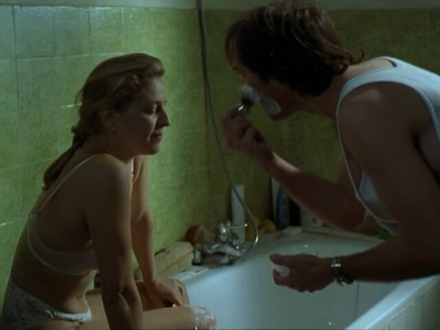 Dafna Rechter nude, Assi Levy nude – Urban Feel - Kesher Ir (1999)