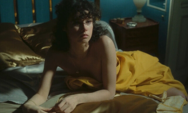 Dayle Haddon nude, Marie-Christine Deshayes nude, Vibeke Knudsen nude, Nicole Seguin nude, Ylva Setterborg nude – Madame Claude (1977)