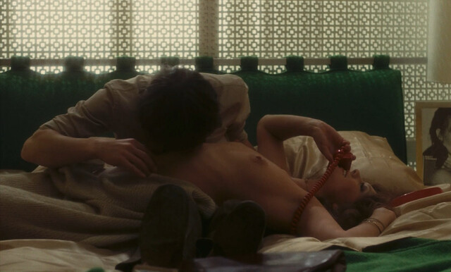 Dayle Haddon nude, Marie-Christine Deshayes nude, Vibeke Knudsen nude, Nicole Seguin nude, Ylva Setterborg nude – Madame Claude (1977)
