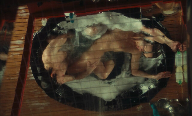 Dayle Haddon nude, Marie-Christine Deshayes nude, Vibeke Knudsen nude, Nicole Seguin nude, Ylva Setterborg nude – Madame Claude (1977)