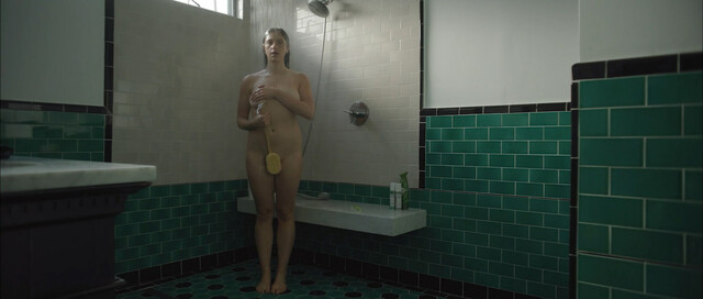 Nika Burnett sexy, Pauline Chalamet nude – Cosmic Disaster (2021)