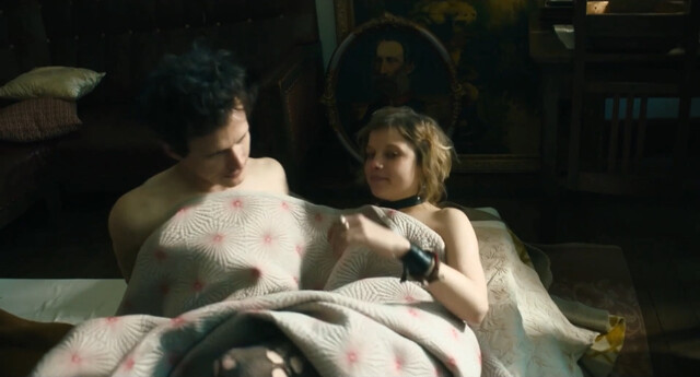 Marie Leuenberger nude, Jella Haase sexy – Bis wir tot sind oder frei (2020)