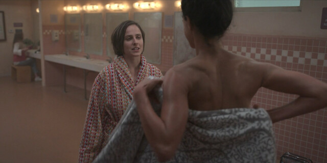 Pauline Chalamet nude, Amrit Kaur sexy, Renee Rapp sexy – The Sex Lives of College Girls s01e07-08 (2021)