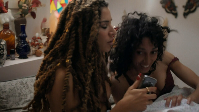Manon Azem nude, Christine Citti nude, Allison Chassagne nude – Hashtag Boomer s01e01-05e08 (2021)