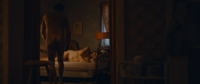 Hanna Plaß nude, Jeanette Hain nude, Sinje Irslinger sexy – Faking Hitler s01e03-04 (2021)
