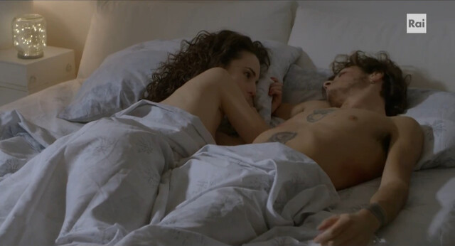 Elisa Cocco sexy, Claudia Pandolfi nude, Margherita Laterza nude, Francesca Colucci nude – Un professore s01e01e04e06 (2021)