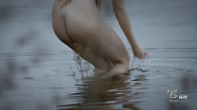 Claudia Pandolfi nude, Erika Aurora nude – Il tredicesimo apostolo - La rivelazione s02e08 (2014)