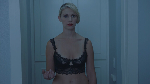 Murisa Harba sexy, Charlotte Beckett sexy – The Shattering (Morok) (2021)