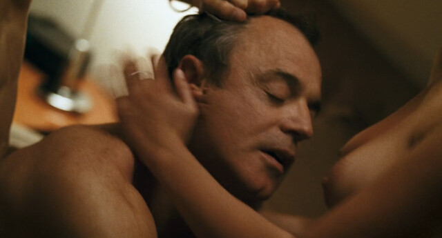 Nina Meurisse nude, Clara Ponsot nude – Complices (2009)