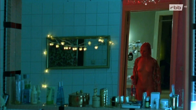 Marie Baumer sexy, Stephanie Schonfeld nude, Lilly Marie Tschortner nude – Haus und Kind (2009)