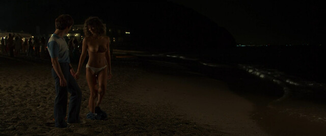 Begona Vargas nude, Catalina Sopelana nude – Las leyes de la frontera (2021)