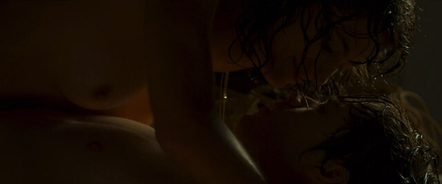 Begona Vargas nude, Catalina Sopelana nude – Las leyes de la frontera (2021)