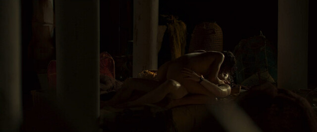 Begona Vargas nude, Catalina Sopelana nude – Las leyes de la frontera (2021)