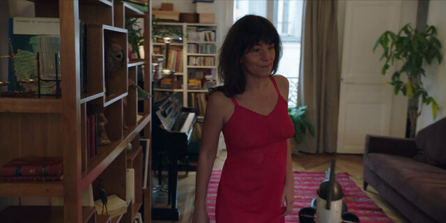 Romane Bohringer nude, Monica Bellucci sexy – L'amour flou s01у02-09 (2021)