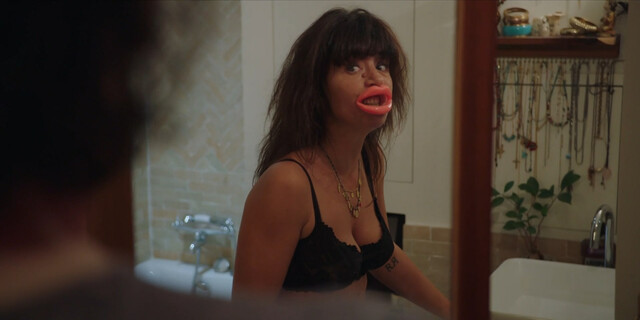 Romane Bohringer nude, Monica Bellucci sexy – L'amour flou s01у02-09 (2021)