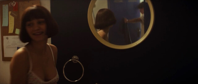Mireia Rey nude, Pepa Juan nude, Noelia Pompa nude, Rebeca Plaza sexy – Paradise (Paraiso) s01e07 (2021)
