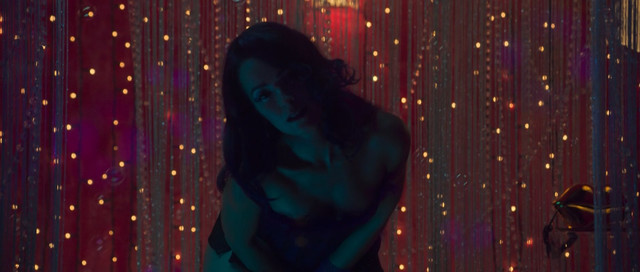 Veronica Sanchez sexy, Lali Esposito sexy, Yany Prado sexy – Sky Rojo s02e01-08 (2021)
