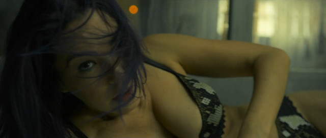Veronica Sanchez sexy, Lali Esposito sexy, Yany Prado sexy – Sky Rojo s02e01-08 (2021)