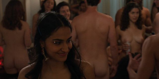 Pauline Chalamet nude, Amrit Kaur nude, Nili Rain Segal nude, Lauren Spencer sexy – The Sex Lives of College Girls s01e02 (2021)