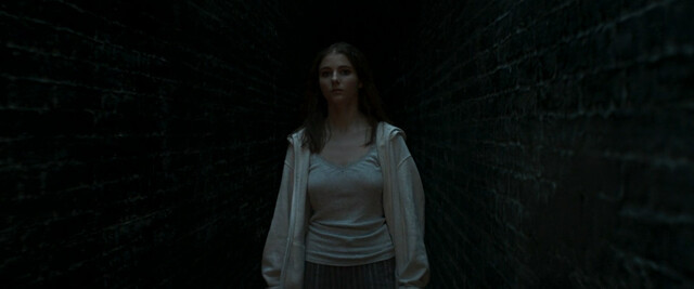 Thomasin McKenzie sexy, Anya Taylor-Joy sexy – Last Night in Soho (2021)