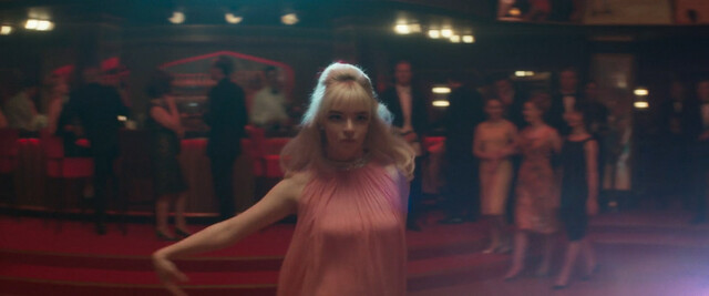 Thomasin McKenzie sexy, Anya Taylor-Joy sexy – Last Night in Soho (2021)