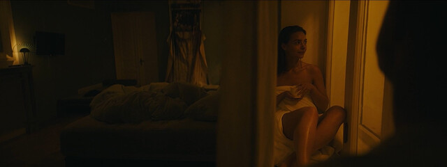 Vera Panfilova nude, Alena Mihailova nude, Zepyur Brutyan nude – V kletke s02e07 (2021)