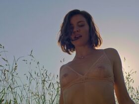 Hristina Blohina sexy, Karina Zvereva sexy, Ekaterina Sokolova nude – Principless (Besprintsipnie) s02e02 (2021)