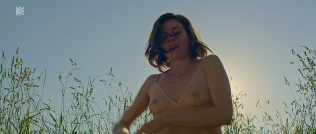 Hristina Blohina sexy, Karina Zvereva sexy, Ekaterina Sokolova nude – Principless (Besprintsipnie) s02e02 (2021)