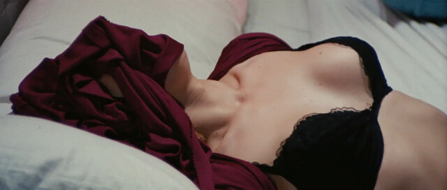 Nieves Navarro nude, Claudie Lange nude – Death Walks on High Heels (1971)