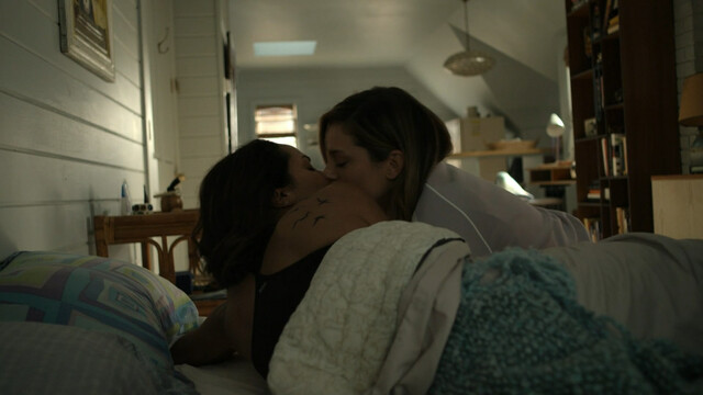 Jona Xiao sexy, Tonya Glanz nude, Monica Raymund sexy – Hightown s02e05 (2021)