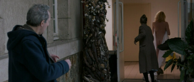 Gaelle Lebert nude, Tiphaine Daviot sexy– HP s02e03 (2021)