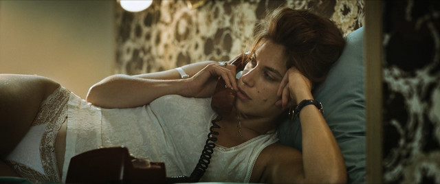 Julieta Cardinali sexy, Tea Falco sexy – Maradona Blessed Dream (Maradona sexy, sueno bendito) s01e08 (2021)