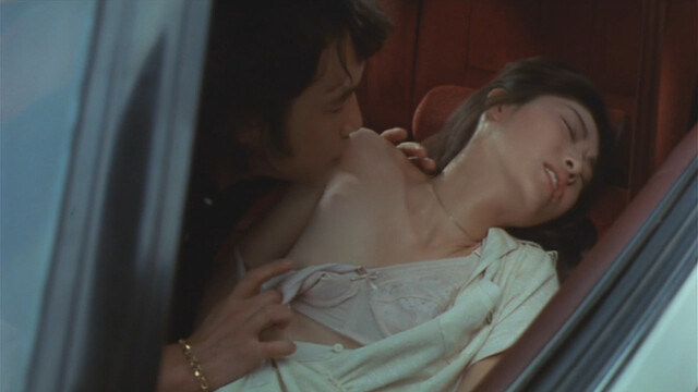 Yuki Kazamatsuri nude – Female Teacher Hunting (Onna kyoshi-gari) (1982)