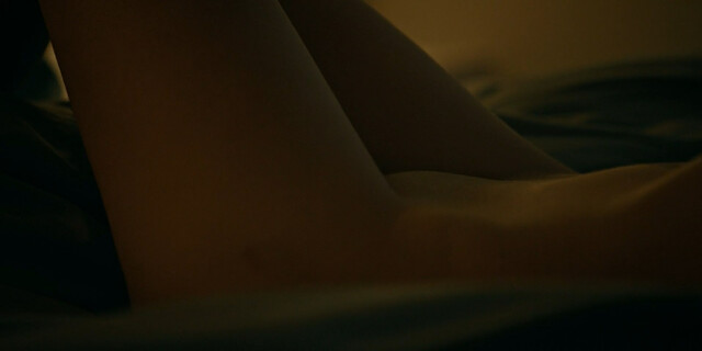 Eva Indenbaum nude, Anna Bogomolova nude – Struny s01e07-08 (2021)