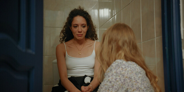 Eva Indenbaum nude, Anna Bogomolova nude – Struny s01e07-08 (2021)