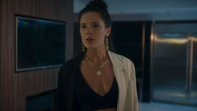 Delfina Chaves nude, Angela Torres nude, Roma nude – Rap Battlefield (Dias de gallos) s01e01e03e05e06e07e08e09 (2021)