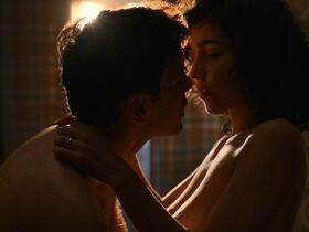 Carolina Amaral nude, Ana Neborac nude, Ines Castel-Branco nude – Gloria s01e07-08 (2021)