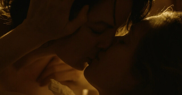 Virginia Newcomb sexy, Whitney Hamilton nude – Union (2018)