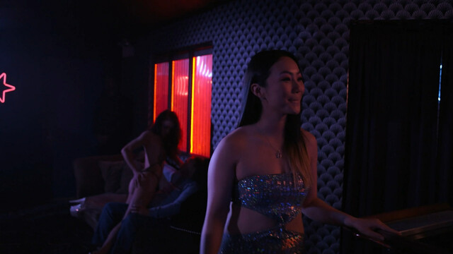 Jona Xiao nude, Tonya Glanz sexy, Monica Raymund sexy – Hightown s02e04 (2021)