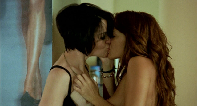 Ana de Armas nude, Elena de Frutos nude, Miriam Giovanelli nude, Duna Jove nude, Marieta Orozco nude, Esmeralda Moya sexy – Sex, Party and Lies (Mentiras y gordas) (2009)