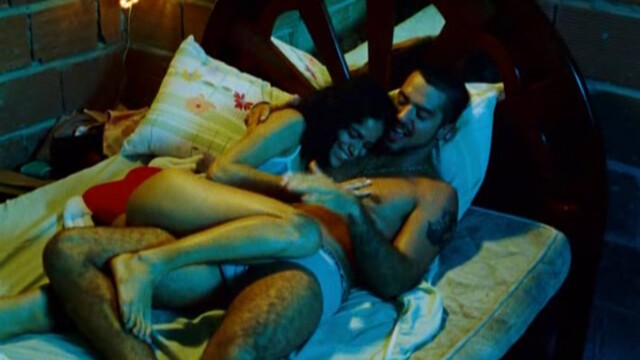 Kika Farias nude, Nanda Costa nude – Sonhos Roubados (2009)