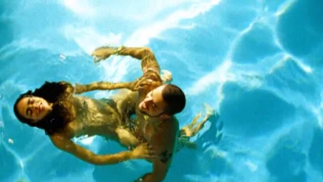 Kika Farias nude, Nanda Costa nude – Sonhos Roubados (2009)