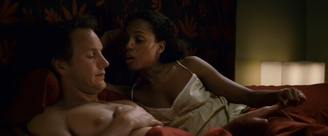 Kerry Washington sexy, Regine Nehy sexy, Wrenna Monet sexy, Tabitha Taylor sexy, Khira Thomas sexy – Lakeview Terrace (2008)