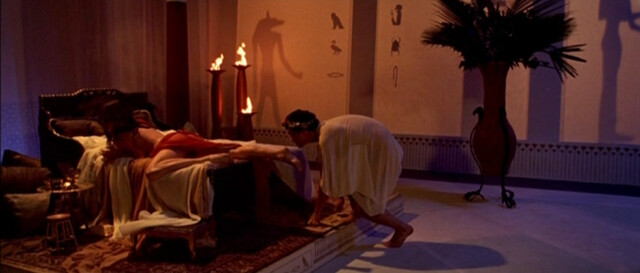 Alessandra Negrini nude, Karine Carvalho sexy – Cleopatra (2007)
