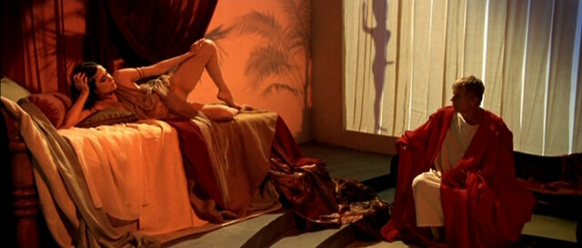 Alessandra Negrini nude, Karine Carvalho sexy – Cleopatra (2007)